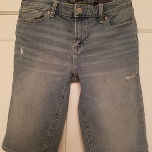 BERMUDA LIGHT INDIGO GAP SRETCH SHORTS,29,NWT.